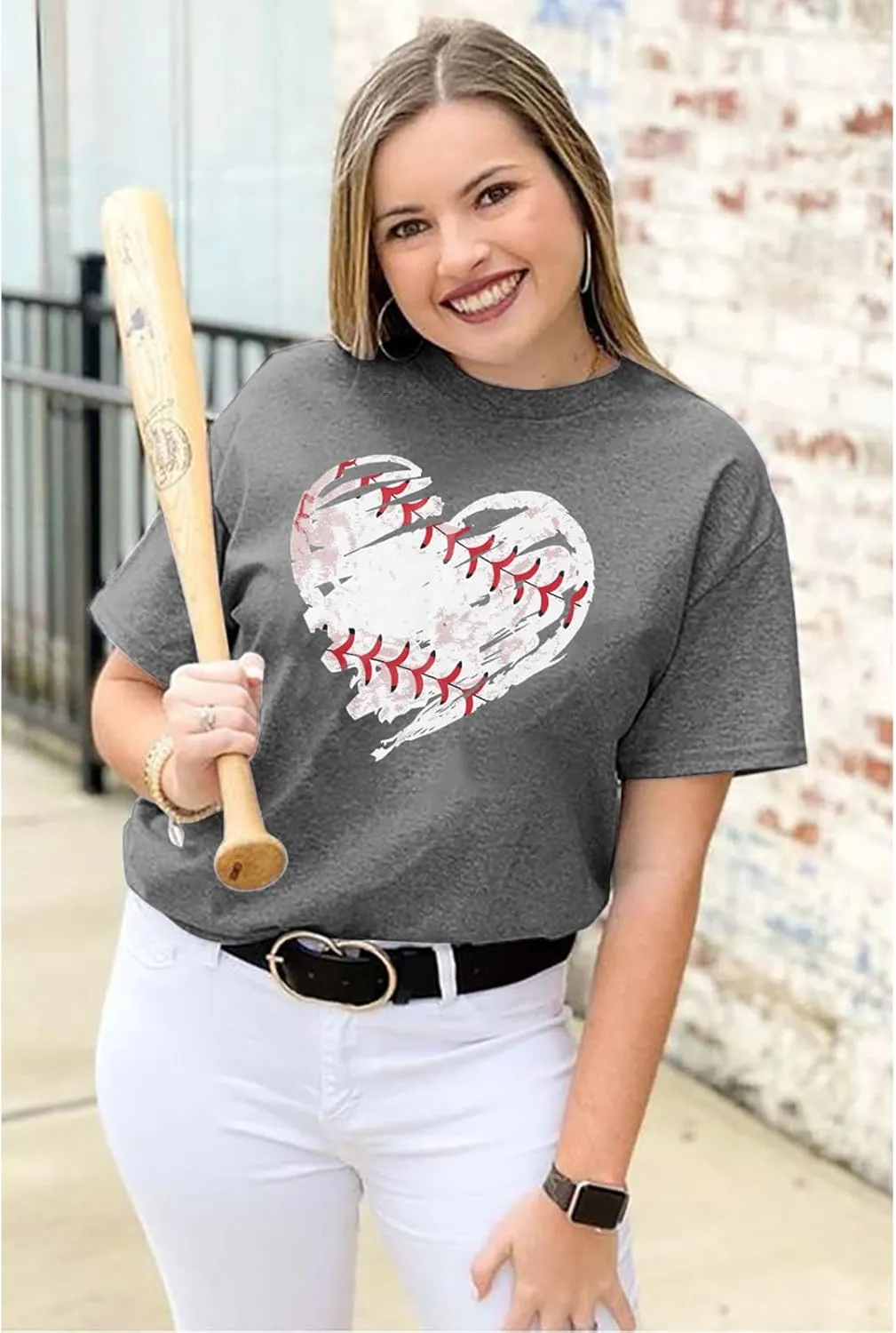 Baseball Shirts Women Baseball Mom Tshirt Baseball Heart Graphic Tee Game Day Gifts Funny Short Sleeve Tops