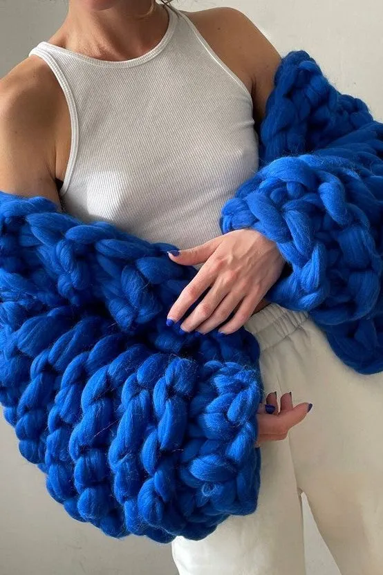 Bonita Chunky Cropped Knit Cardigan - Cobalt Blue