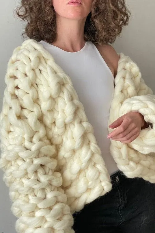 Bonita Chunky Cropped Knit Cardigan -Ivory