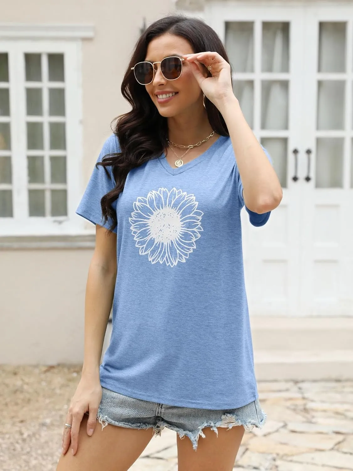 EADINVE Women's Short Sleeve V Neck Sunflower Graphic Printed Summer Tee Vintage T Shirt Cotton Tops Novelty Cool Shirt