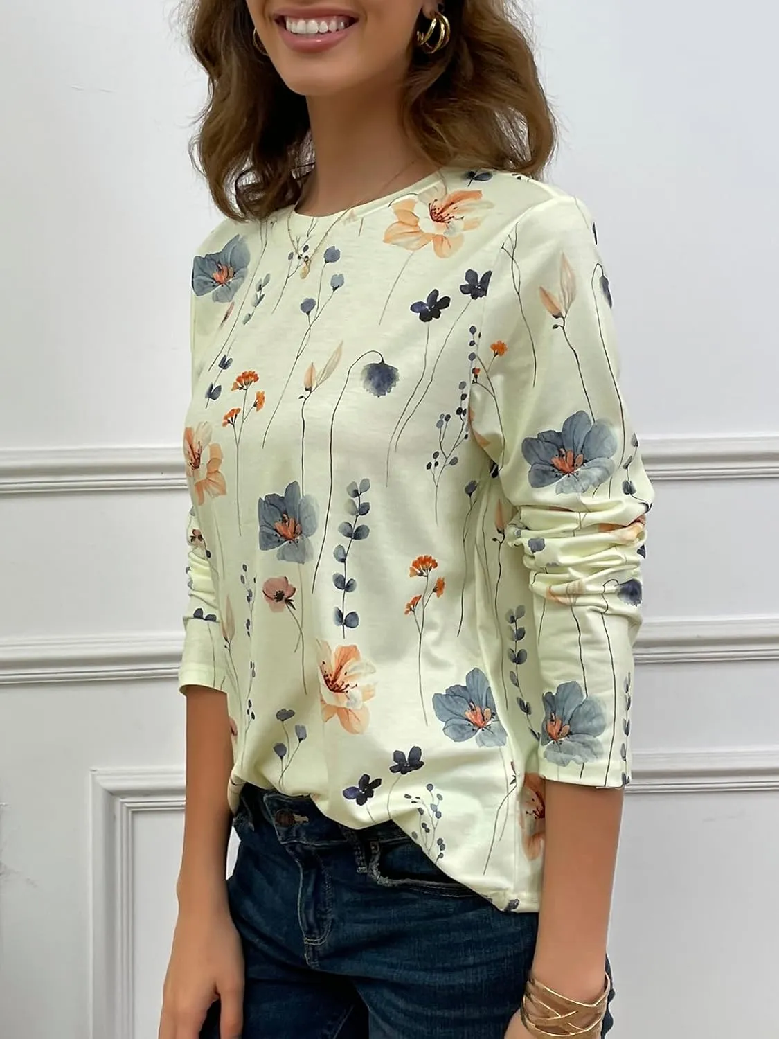 JUSTFASHIONNOW Womens Long Sleeve Tops Casual Shirts for Women Summer Flower Printed T Shirt Crewneck Floral Tee