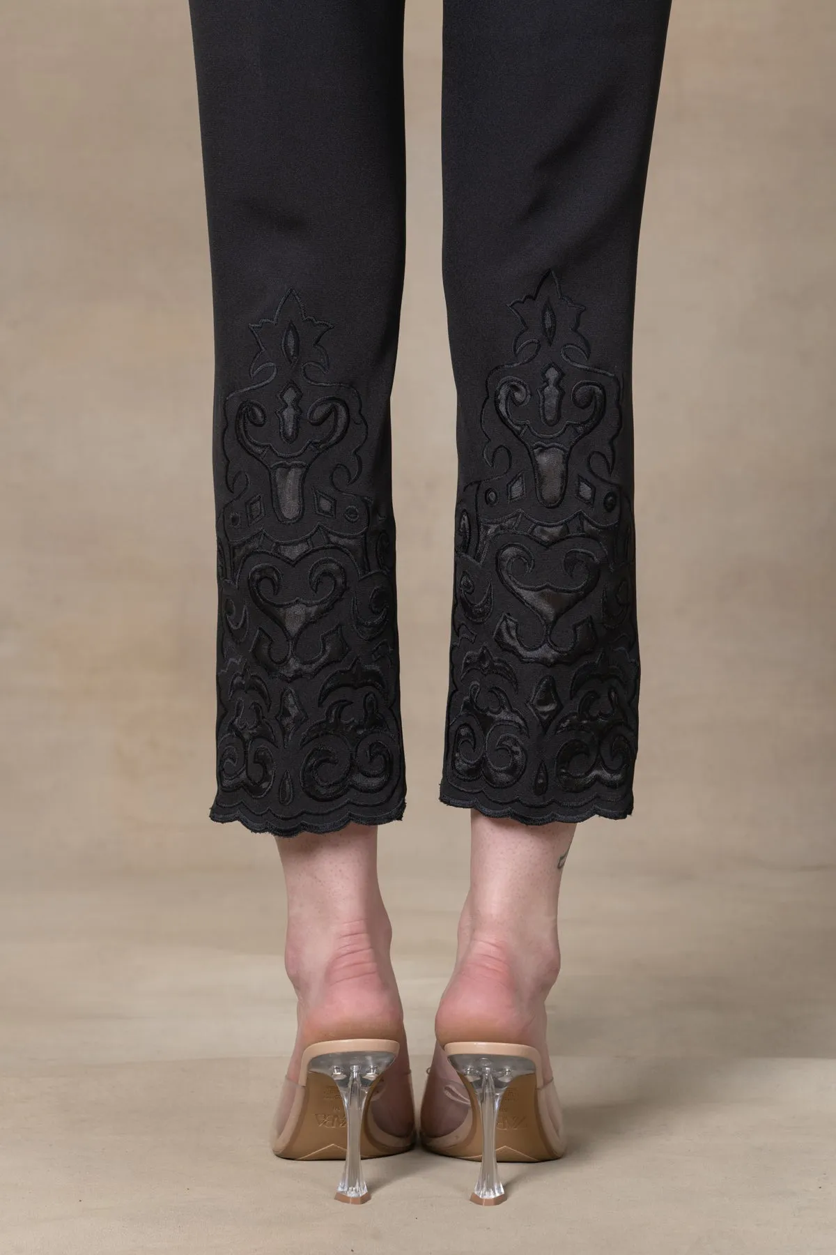 LAILA PANTS BLACK