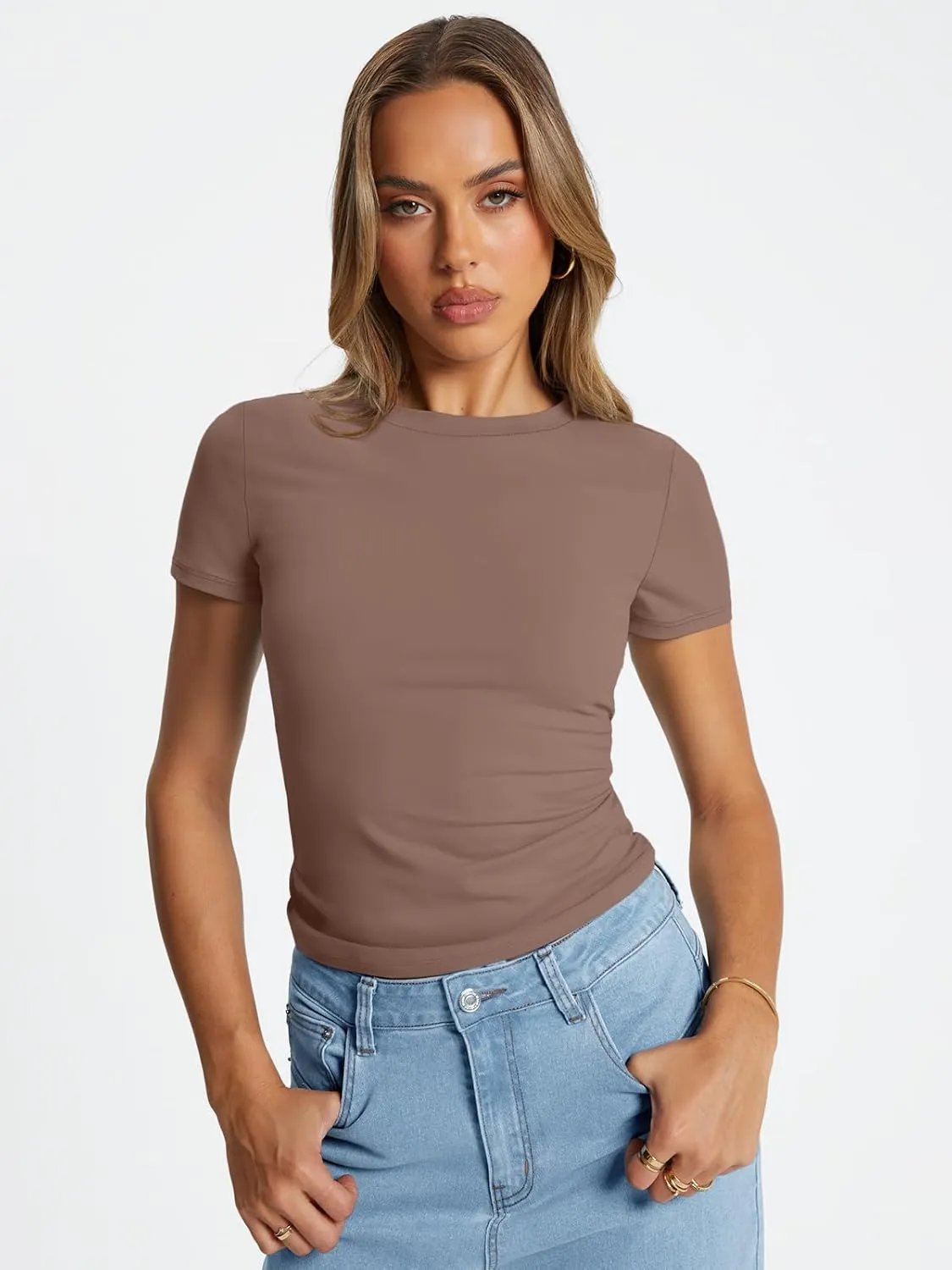 Trendy Queen Womens Basic T Shirts Summer Tops 2025 Crop Short Sleeve Slim Fit Tee Cute Gym Workout Clothes