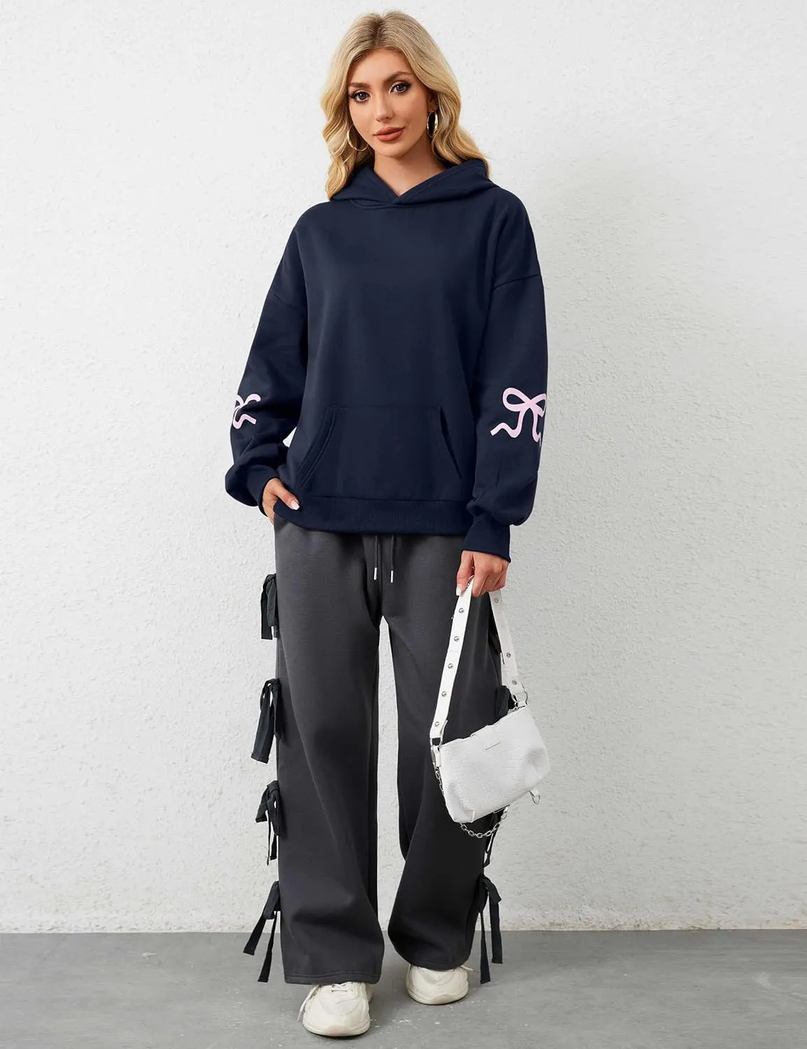 Women Cute Bow Hoodie Graphic Print Oversized Hooded Sweatshirts Long Sleeve Fleece Pullover Hoodie Tops with Pocket