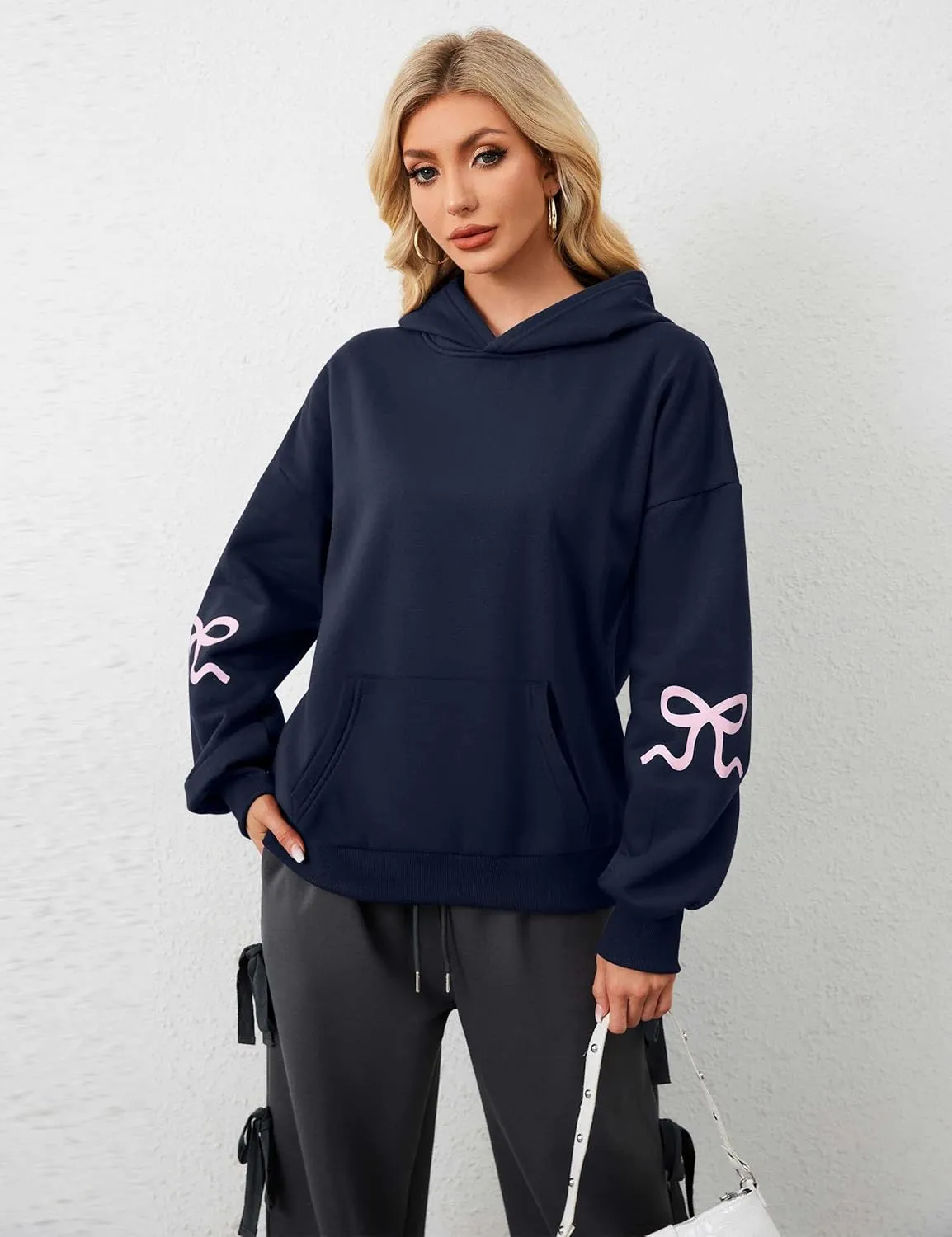 Women Cute Bow Hoodie Graphic Print Oversized Hooded Sweatshirts Long Sleeve Fleece Pullover Hoodie Tops with Pocket