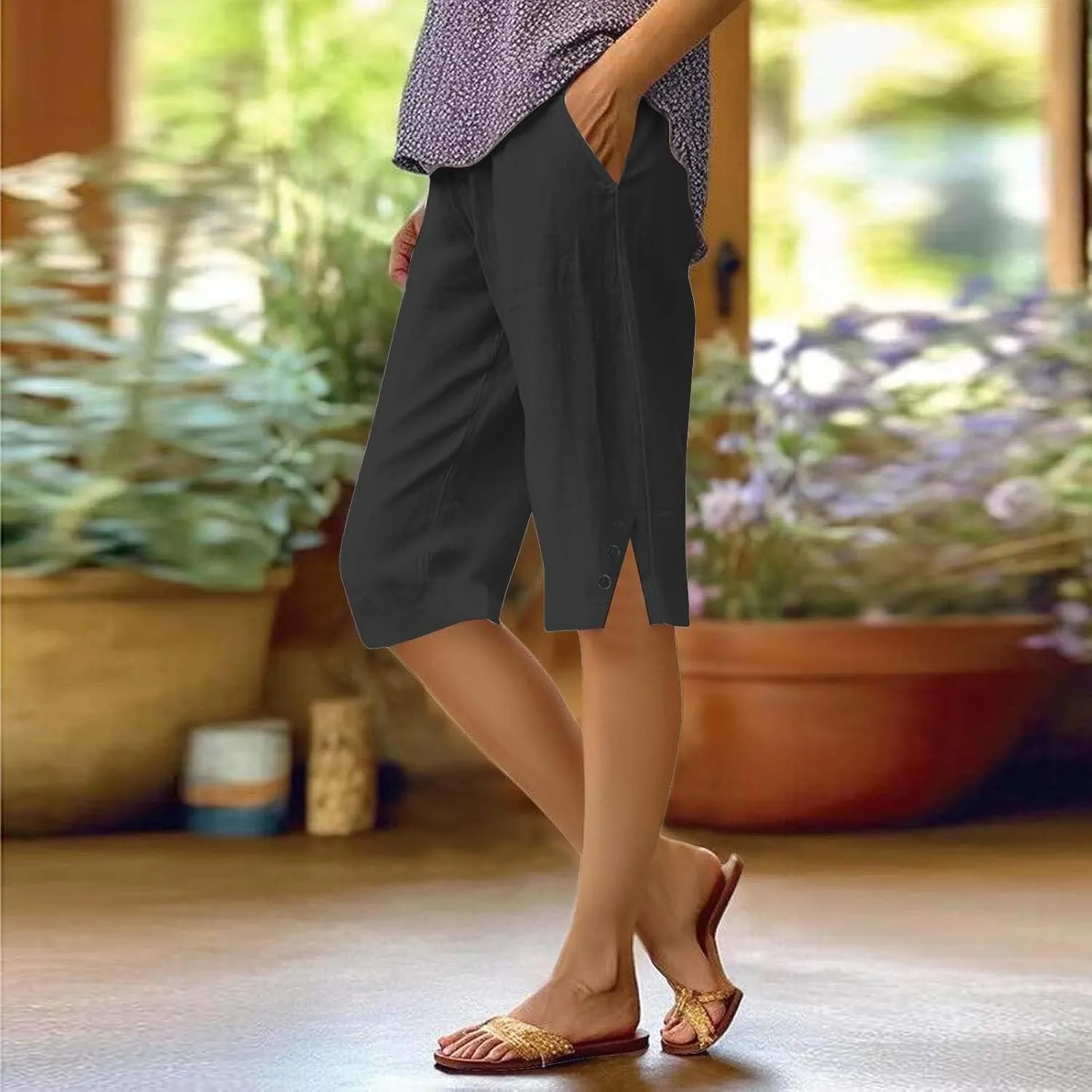 Womens Cotton Linen Capri Pants Summer Elastic Waist Plus Size Casual Pants Wide Leg Lightweight Capris with Pockets