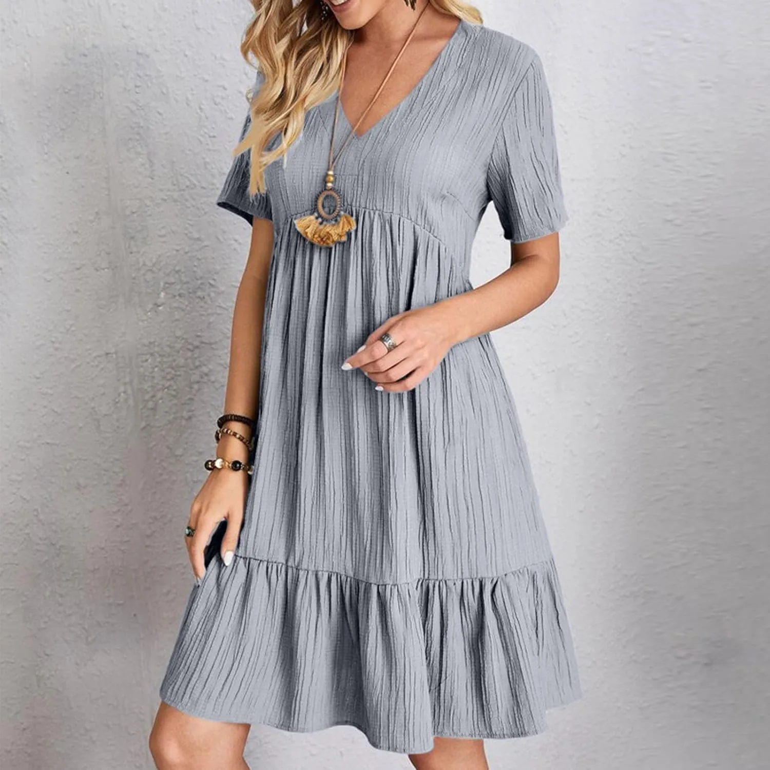 Womens Dresses 2025 Summer Spring V Neck Short Sleeve Casual a Line Ruffle Flowy Swing Dress Mini Dress Beach Dresses