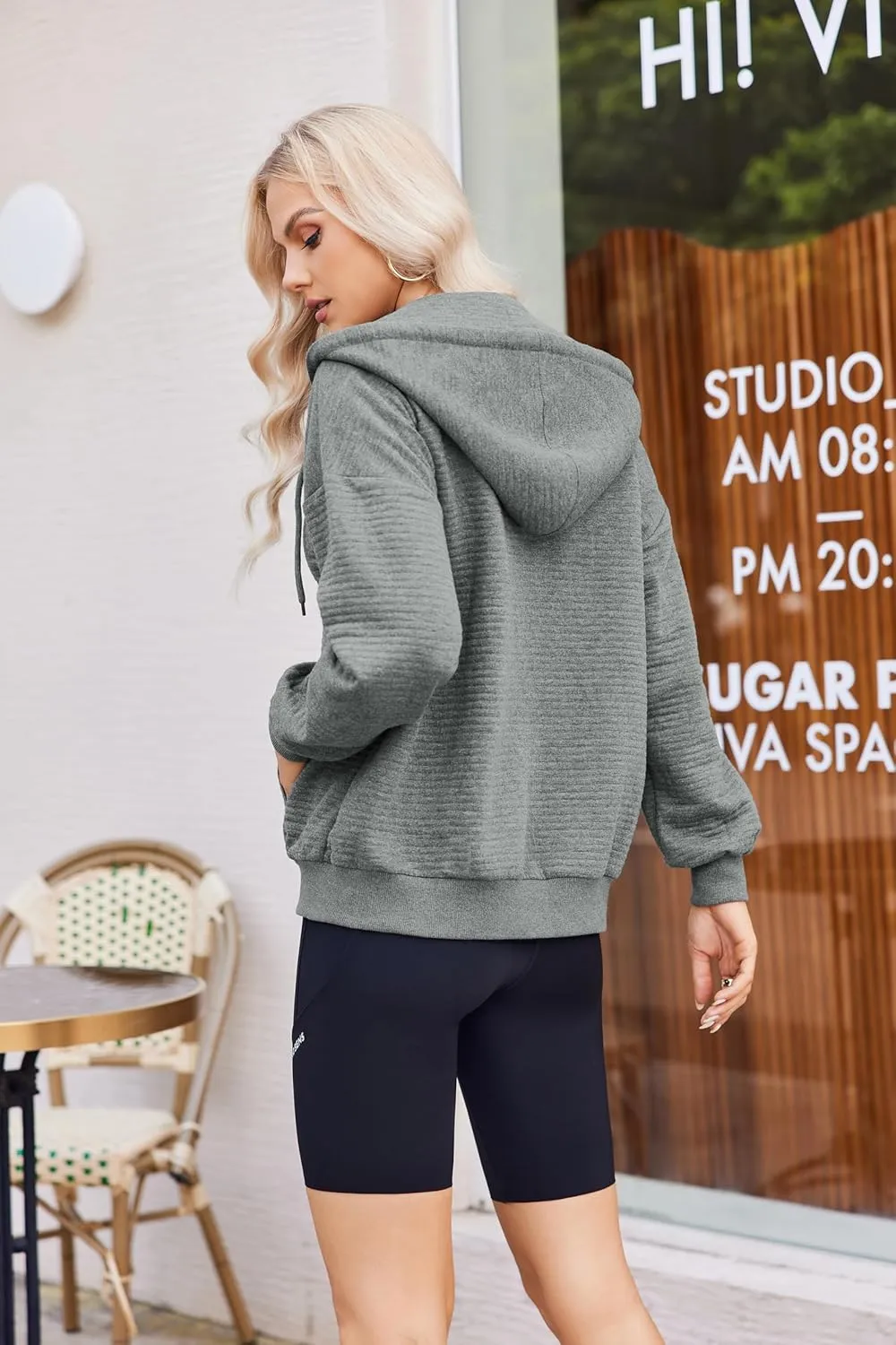 Womens Zip Up Hoodies Long Sleeve Sweatshirts Jackets Fall Winter Outfits 2025 Oversized Sweaters Casual Fashion