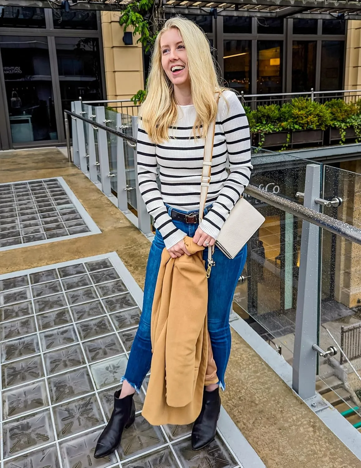 ZESICA Women's Long Sleeve Crewneck Striped Shirts Spring Ribbed Knit Sweater Slim Fitted Casual Basic Tee Tops